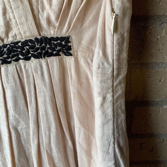 Anthropologie Orla Women's Embroidered Mini Dress Size 2 Cinderella Taylored - Picture 9 of 11